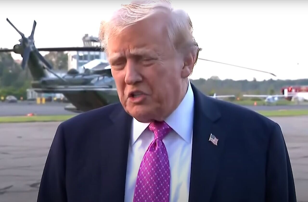 ترامپ جنبش ضدفاشیستی «آنتیفا» را در لیست گروههای تروریستی قرار داد ترامپ جنبش ضدفاشیستی «آنتیفا» را در لیست گروههای تروریستی قرار داد