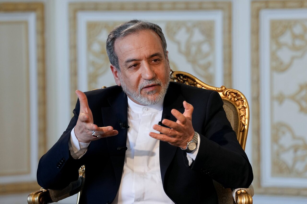 هشدار عراقچی: دیپلماسی را ترجیح می‌دهیم اما سخن گفتن به زبان‌های دیگر را نیز می‌دانیم